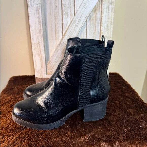 Mia Boots Colten Chelsea Boot MIA Shoes Mia Colten Chelsea Boot